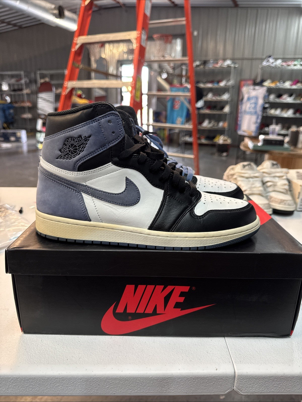 ⁠size 10.5 - Air Jordan 1 Retro High OG Blue Moon