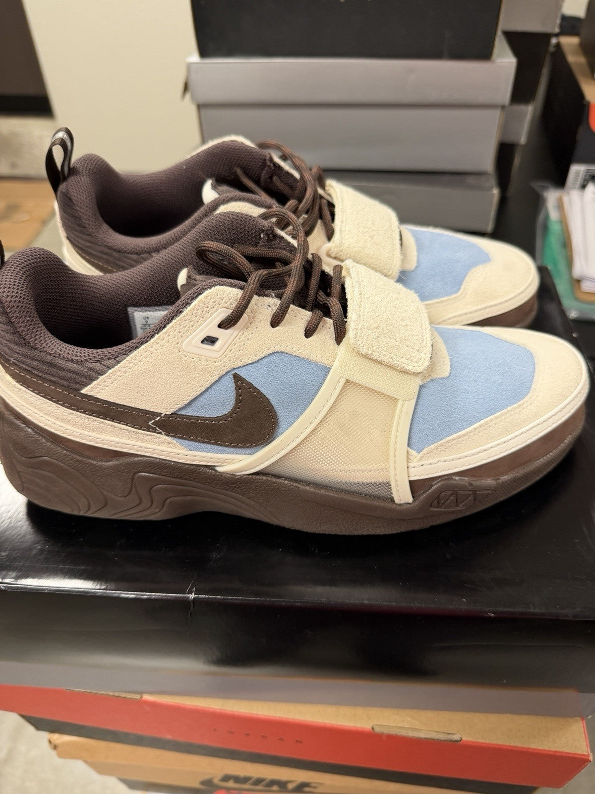 Size 9 - Nike Travis Scott x Zoom Field Jaxx Leche Blue
