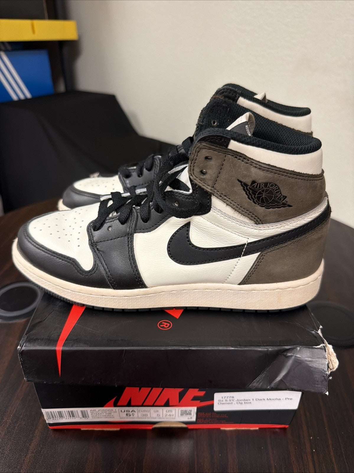 Nike Air Jordan 1 Retro High OG Black White y Youth Size 5.5 