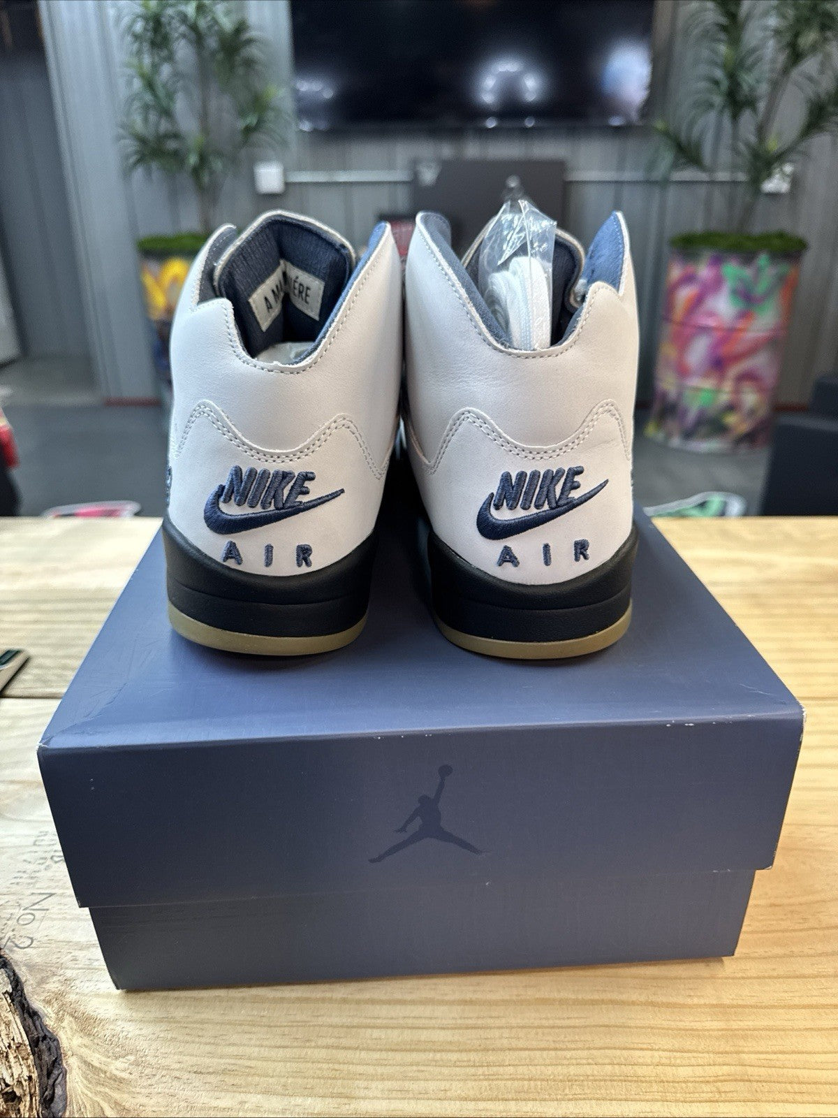 Wmns Size 11.5 - Air Jordan 5 Retro SP A MA Maniere/Photon Dust Dawn