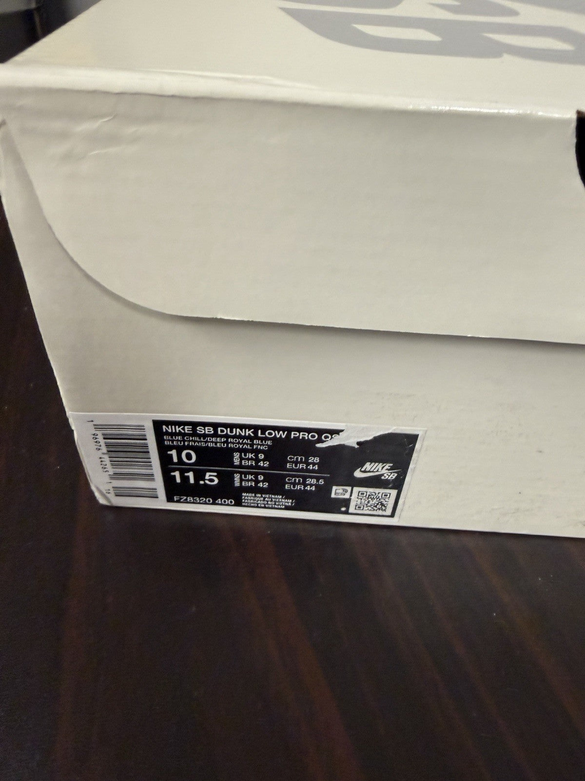 Size 10 - The Powerpuff Girls x Nike Dunk Low Pro SB QS Bubbles Men's Shoes