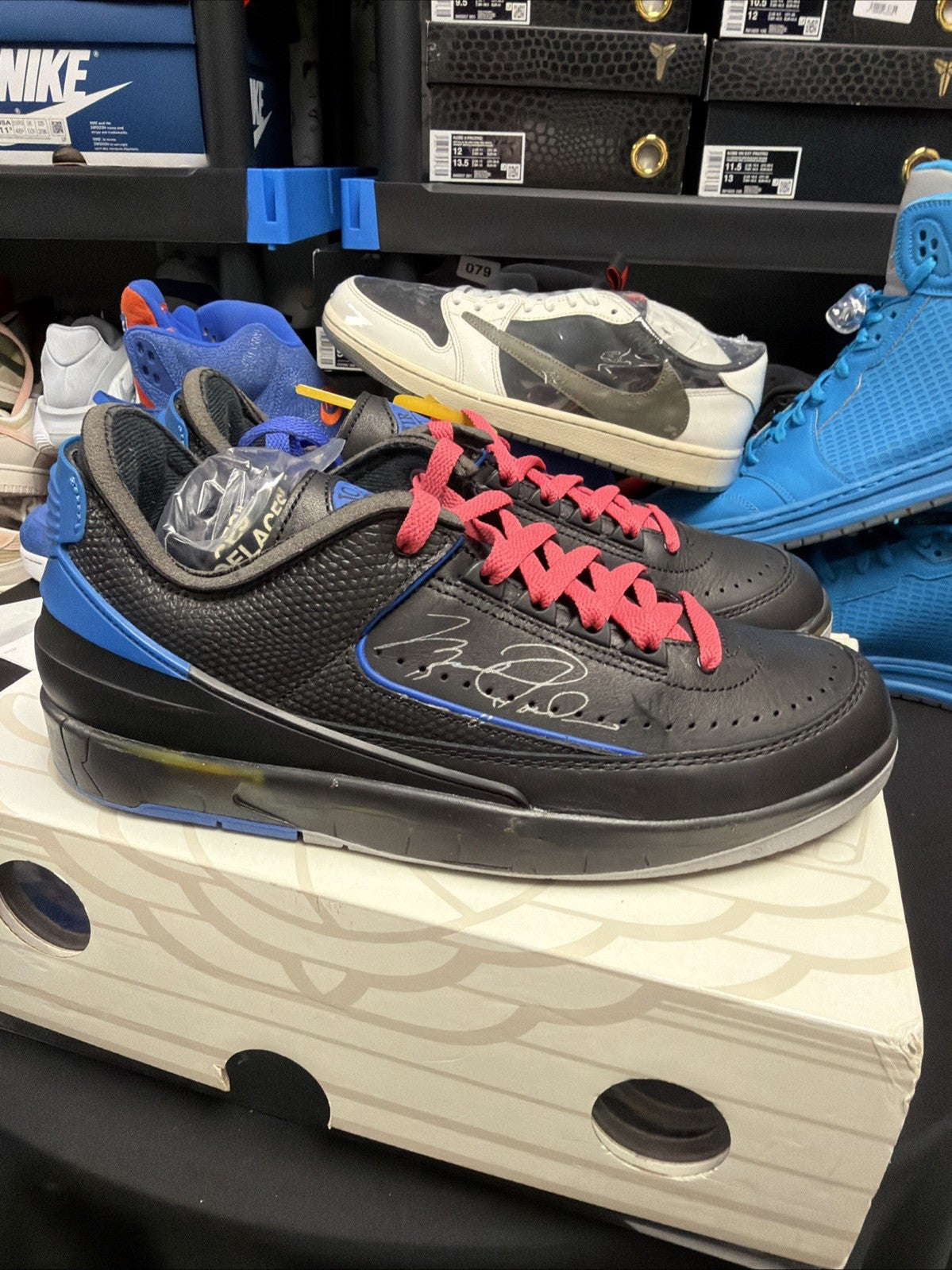 Off-White x Air Jordan 2 Retro SP Low Black Varsity Royal DJ4375 004 Size 9 Used