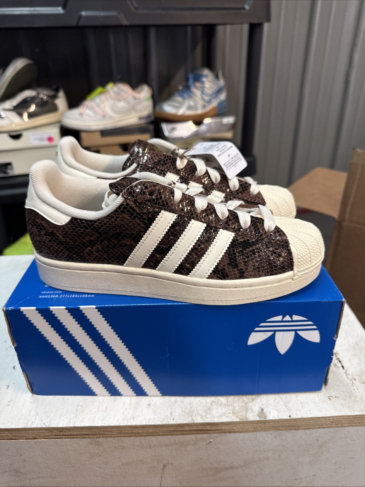 Size 6.5 - Superstar II Womens Lifestyle Shoes | Topless Box