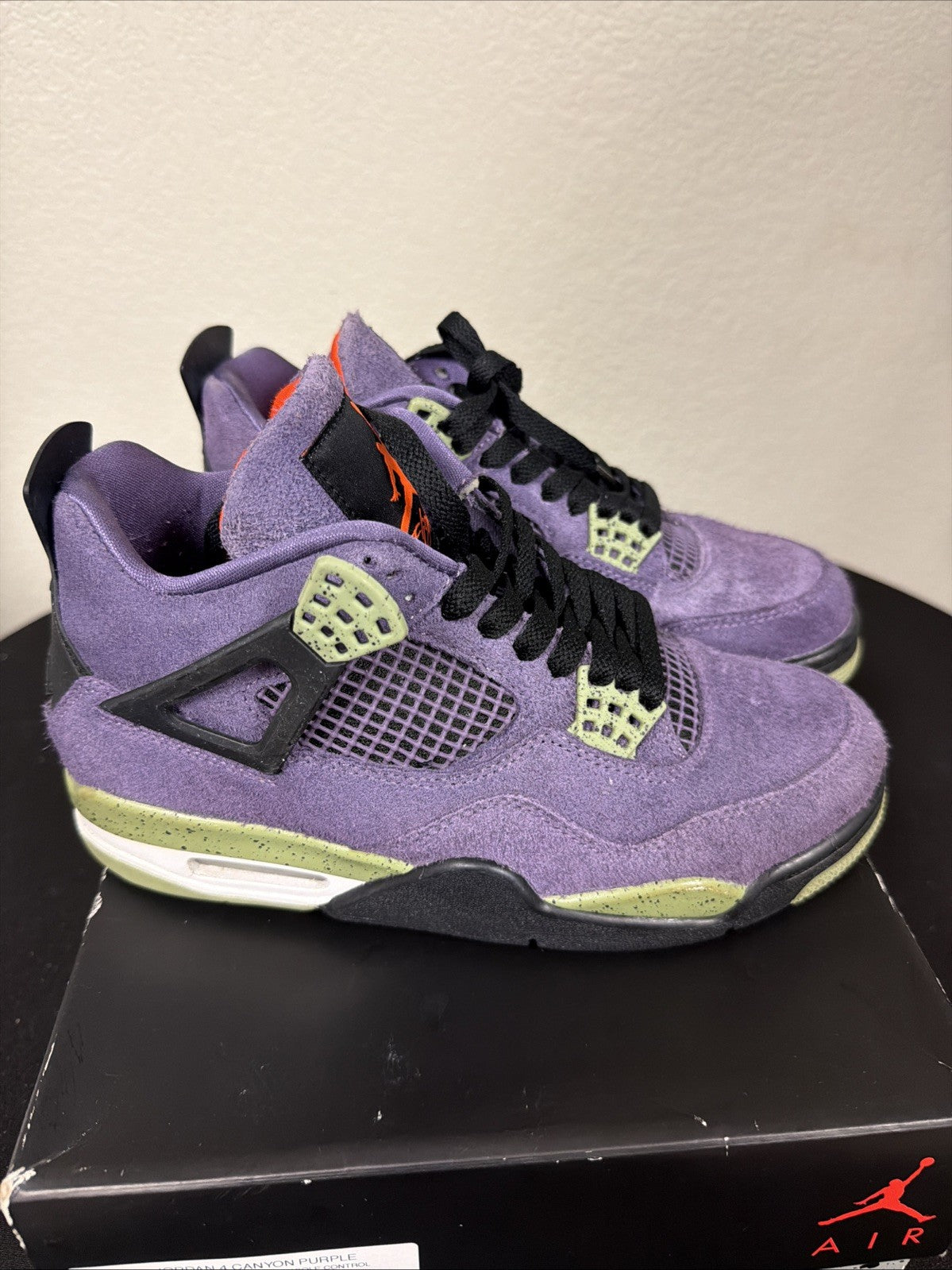 Jordan 4 Retro Canyon Purple Suede Athletic Shoes Size 8.5 Women's AQ9129-500