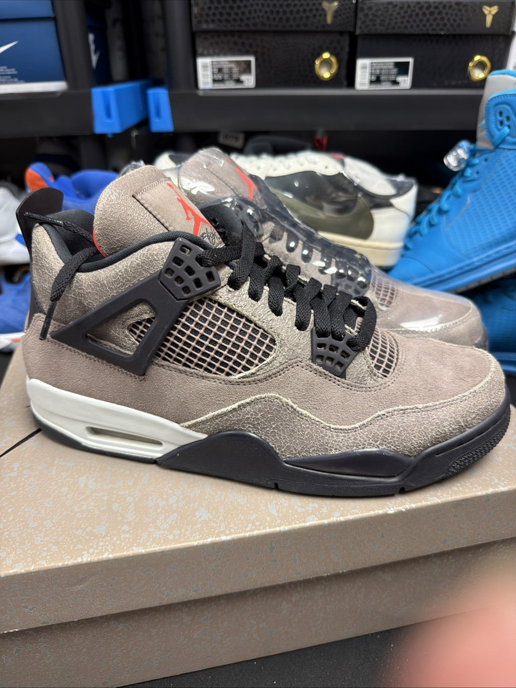 JORDAN 4 TAUPE HAZE SIZE 11