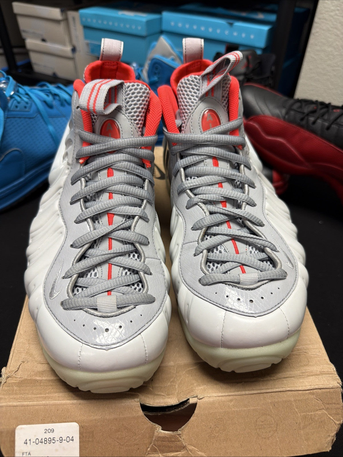 Nike Air Foamposite Pro Pure Platinum 2016 GLOW IN DARK  US. size 10