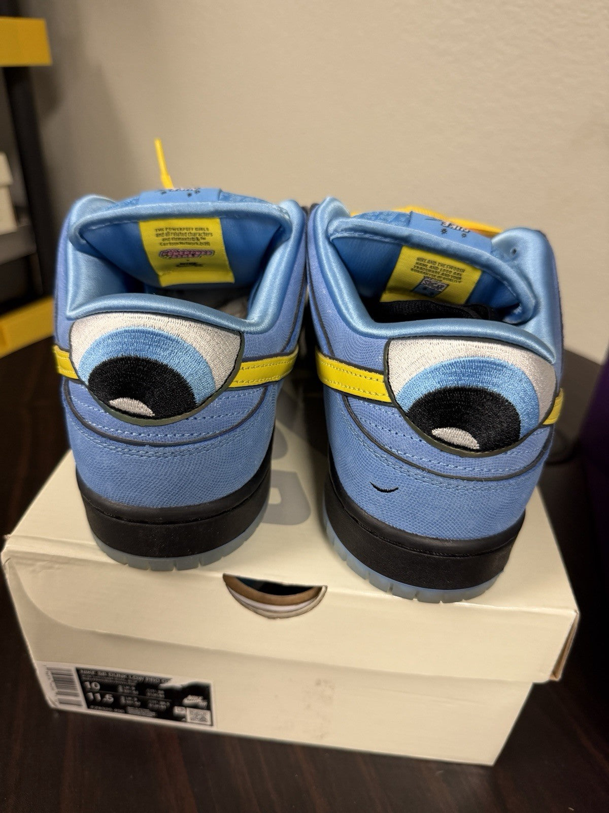 Size 10 - The Powerpuff Girls x Nike Dunk Low Pro SB QS Bubbles Men's Shoes