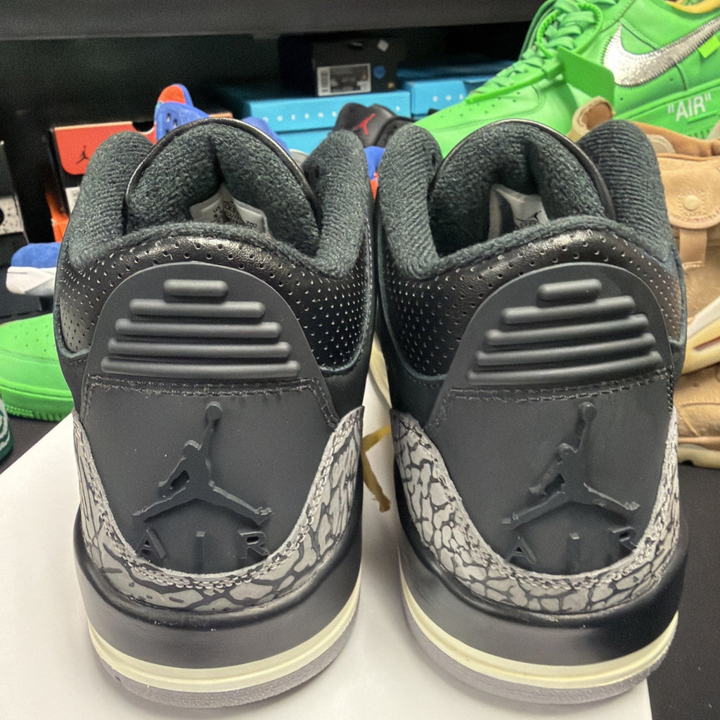 Size 11 - Air Jordan 3 Retro Off Noir W Men’s Size 9.5 (268)