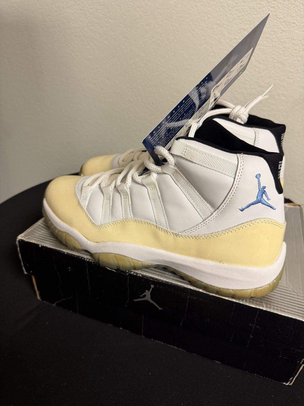 Air Jordan 11 Retro ‘ Columbia ‘ 2001 