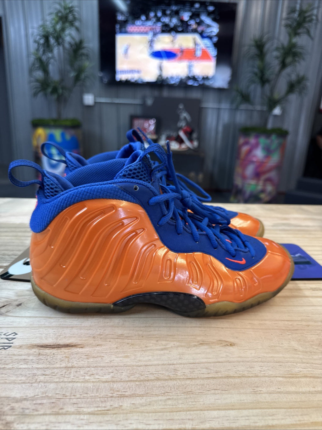 Size 7y - Nike Air Foamposite One Knicks GS | Replacement Box