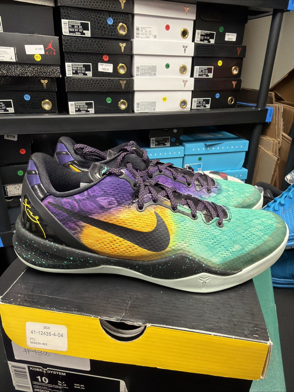Nike Kobe 8 VIII System Easter Purple-Yellow-Teal Size 10 Sneakers 555035-302