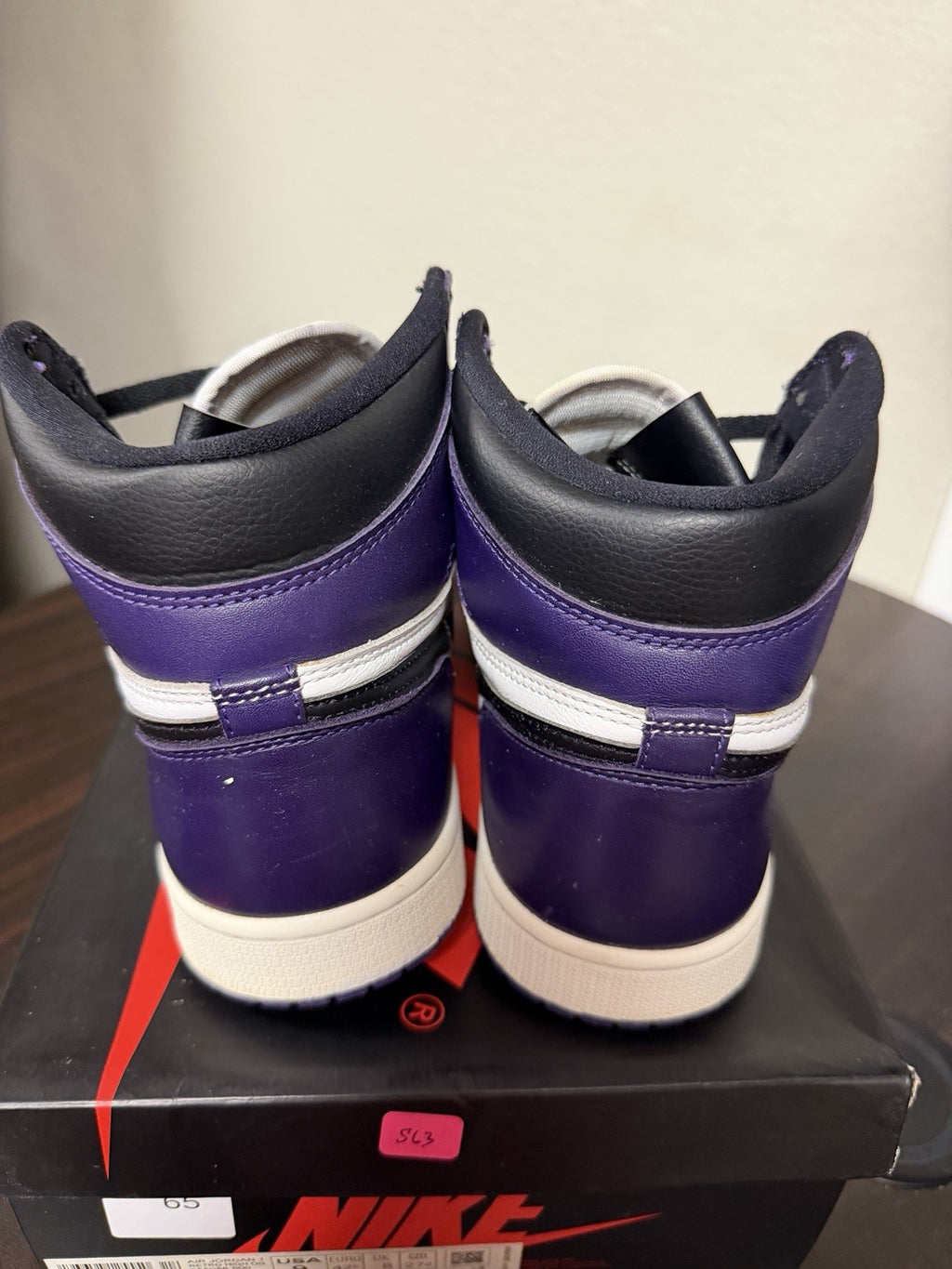 Size 9 - Air Jordan 1 Retro OG High Court Purple