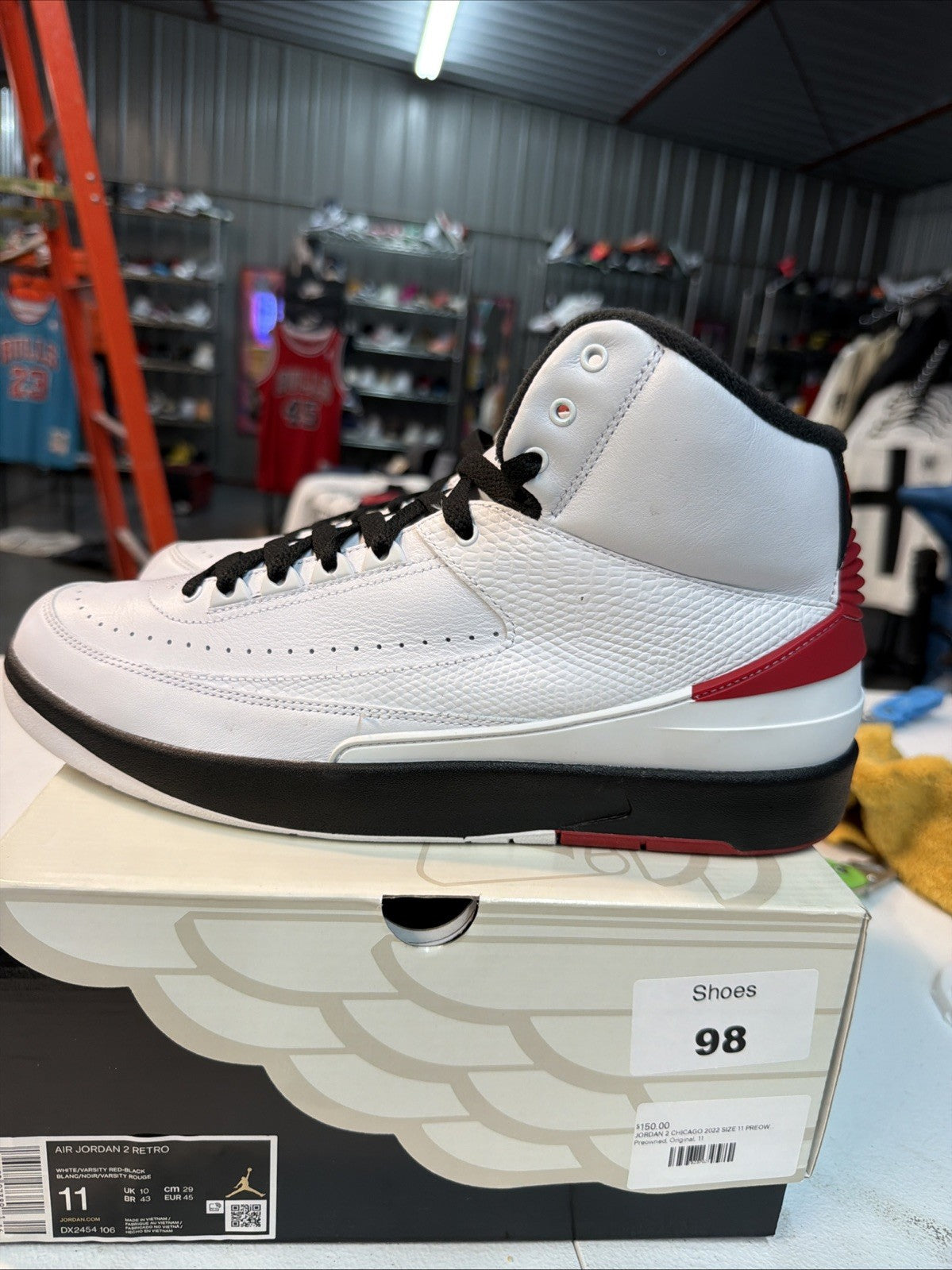 Air Jordan 2 Retro Mid "Chicago" Size 11 DX2454-106 DS New White Red Black