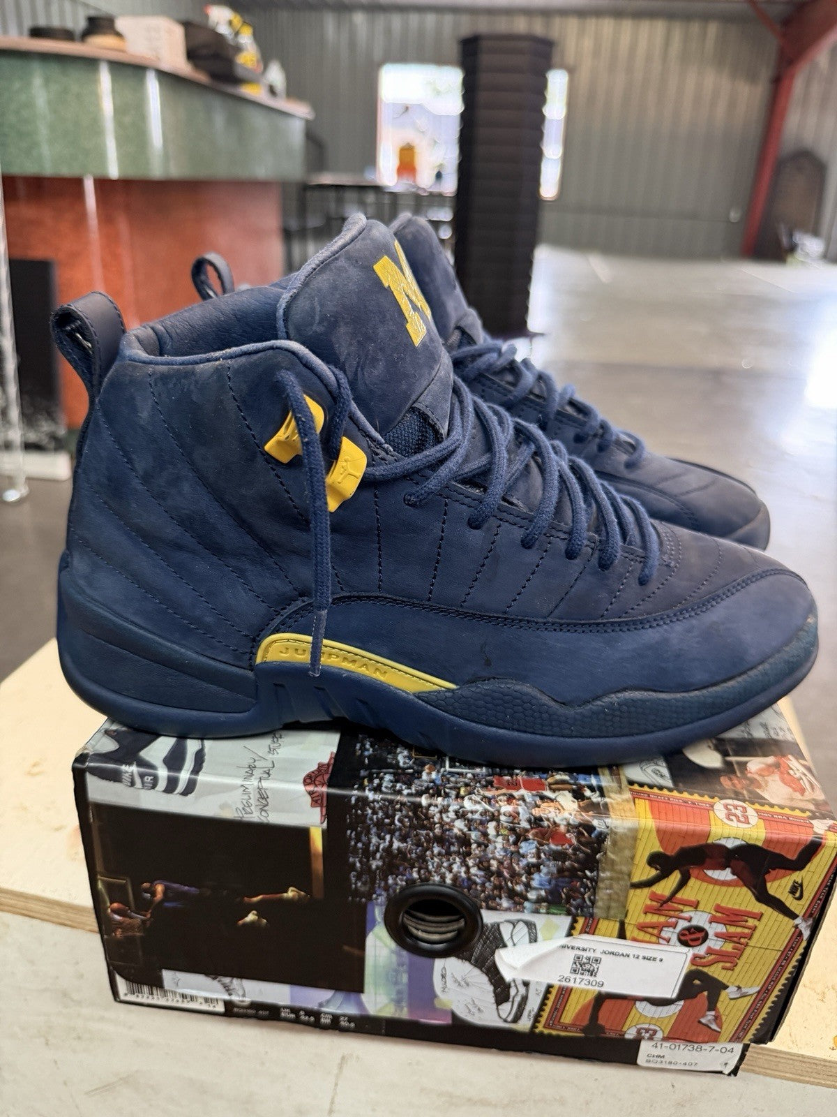 Jordan 12 Retro Michigan Size 9 Og All