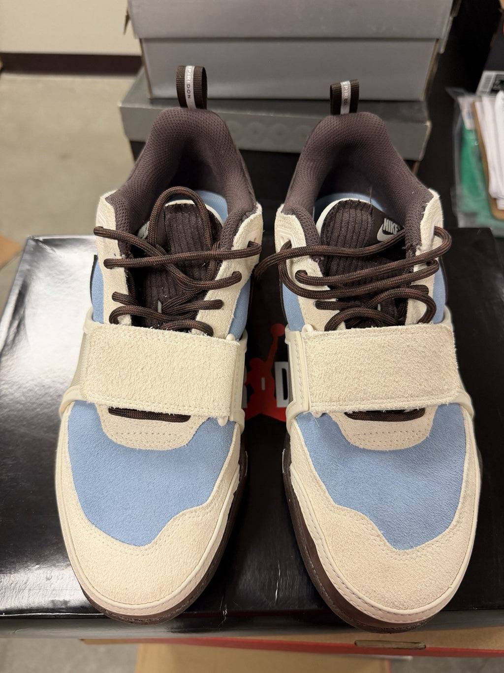 Size 9 - Nike Travis Scott x Zoom Field Jaxx Leche Blue