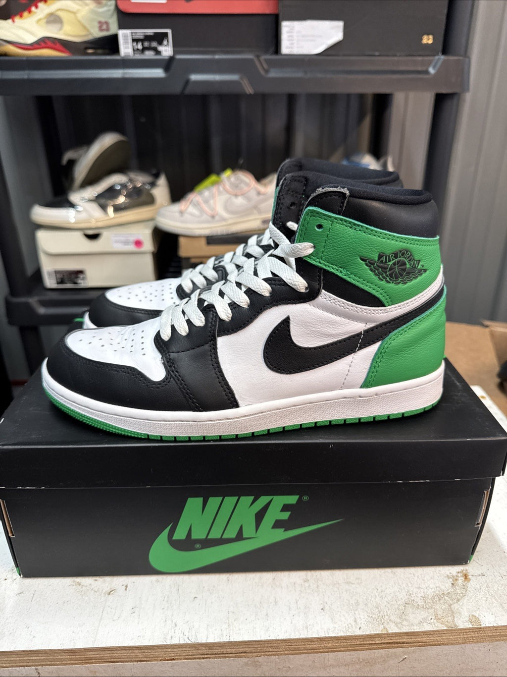 Air Jordan 1 Retro High OG "LUCKY GREEN" 2023 - Size 9.5