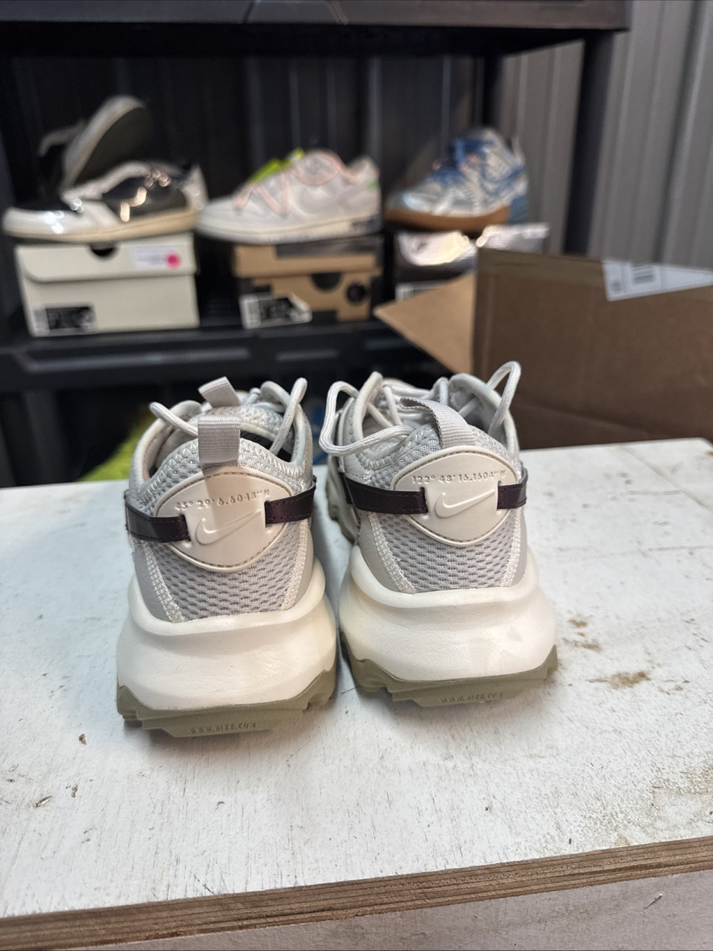 Size 7W - Nike Wmns TC 7900 Light Bone Burgundy Crush | Replacement Box