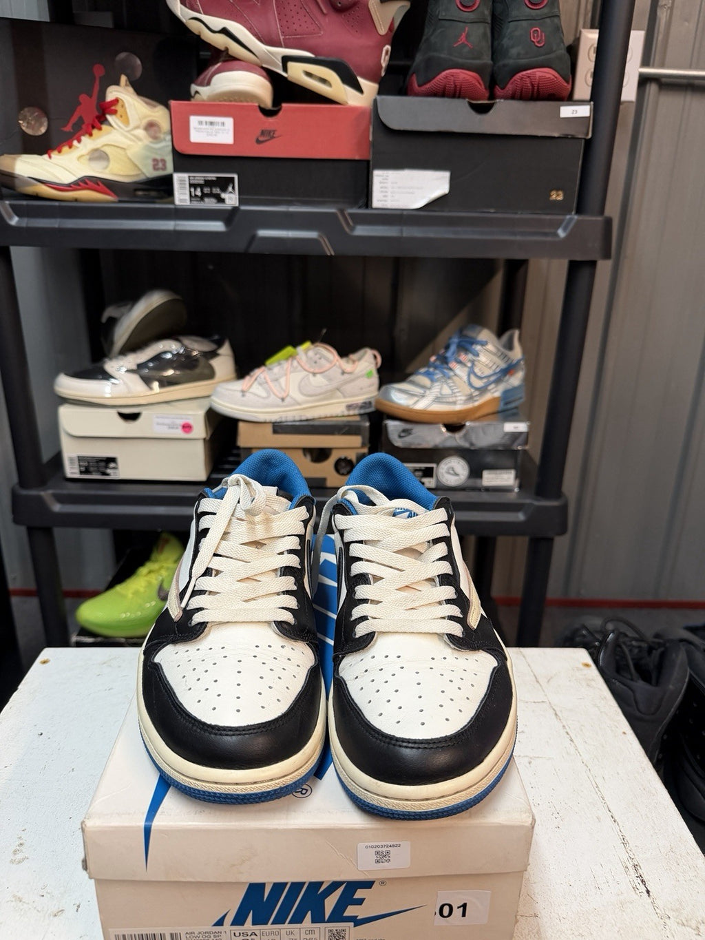 Size 8.5 - Air Jordan 1 Retro x Fragment Design x Travis Scott Low Blue
