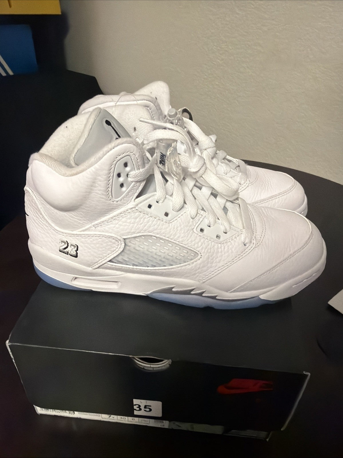 Jordan Air Jordan 5 Retro 'White Metallic' Grade-School (White) Size 7y