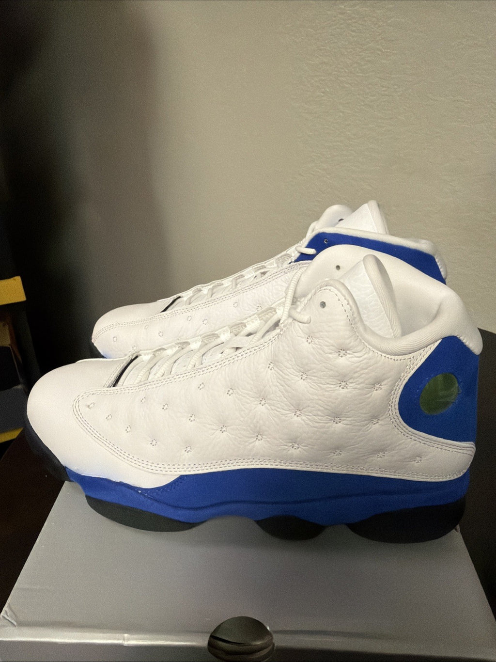 Air Jordan 13 Retro Hyper Royal White Blue Size 10.5 with box 