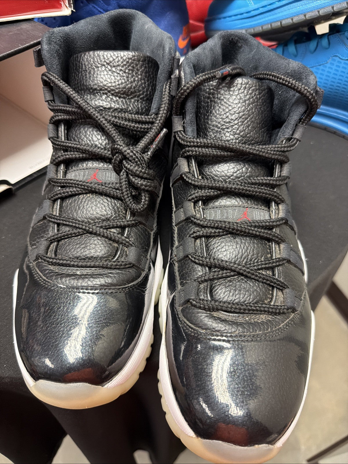 Nike Air Jordan 11 Retro 72-10 Men's Athletic Shoes Black/White