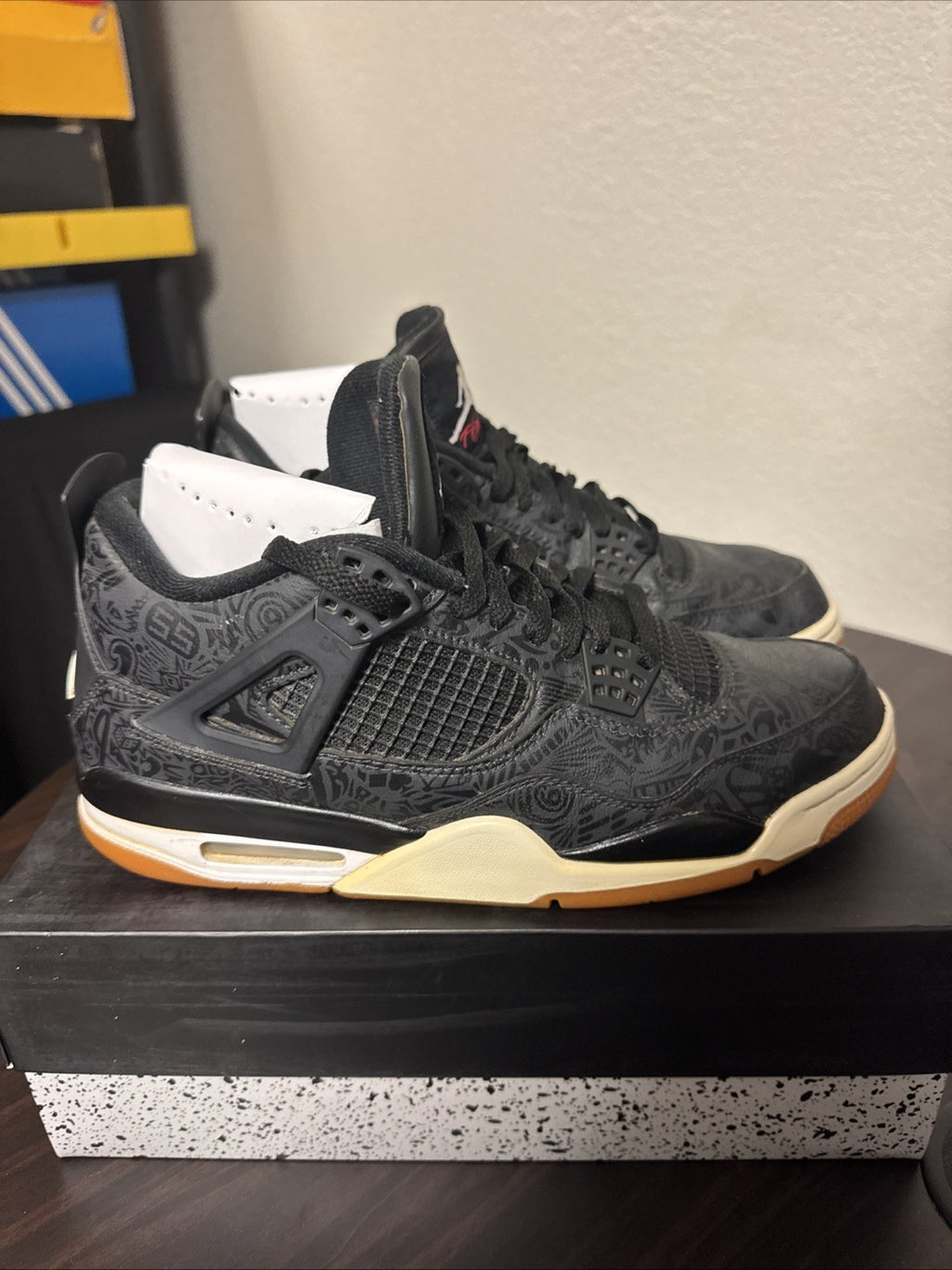2019 Air Jordan 4 Retro Black Laser Gum CI1184-001 Men's Size 10.5 - Worn Once