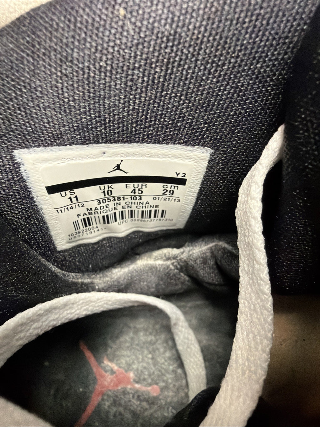 Size 11 - Air Jordan 8 Retro 2013 Bugs Bunny