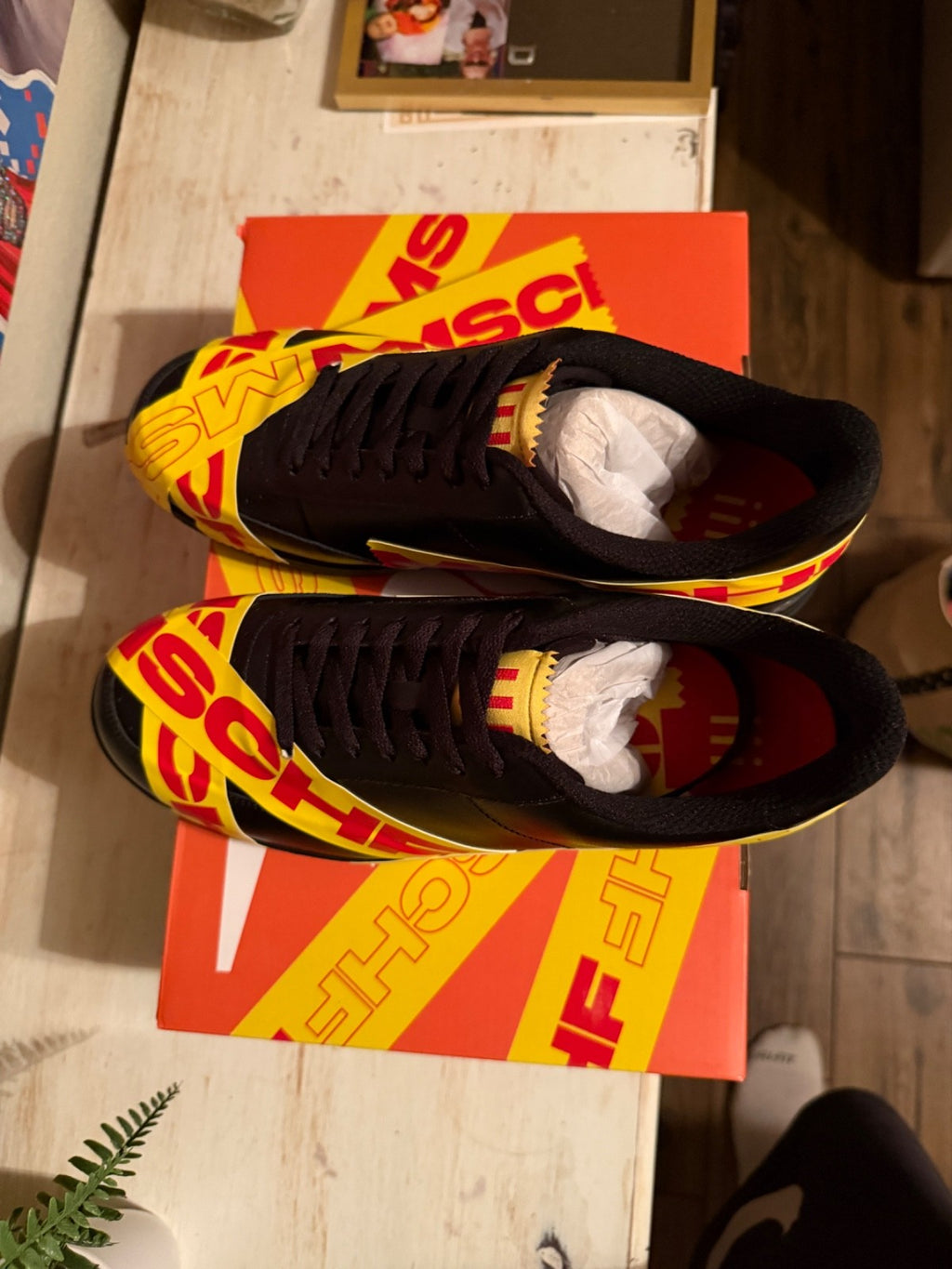 Sz 8 MSCHF TAP3 AF1 Air Force 1 Low 'Black Tape' (2022)