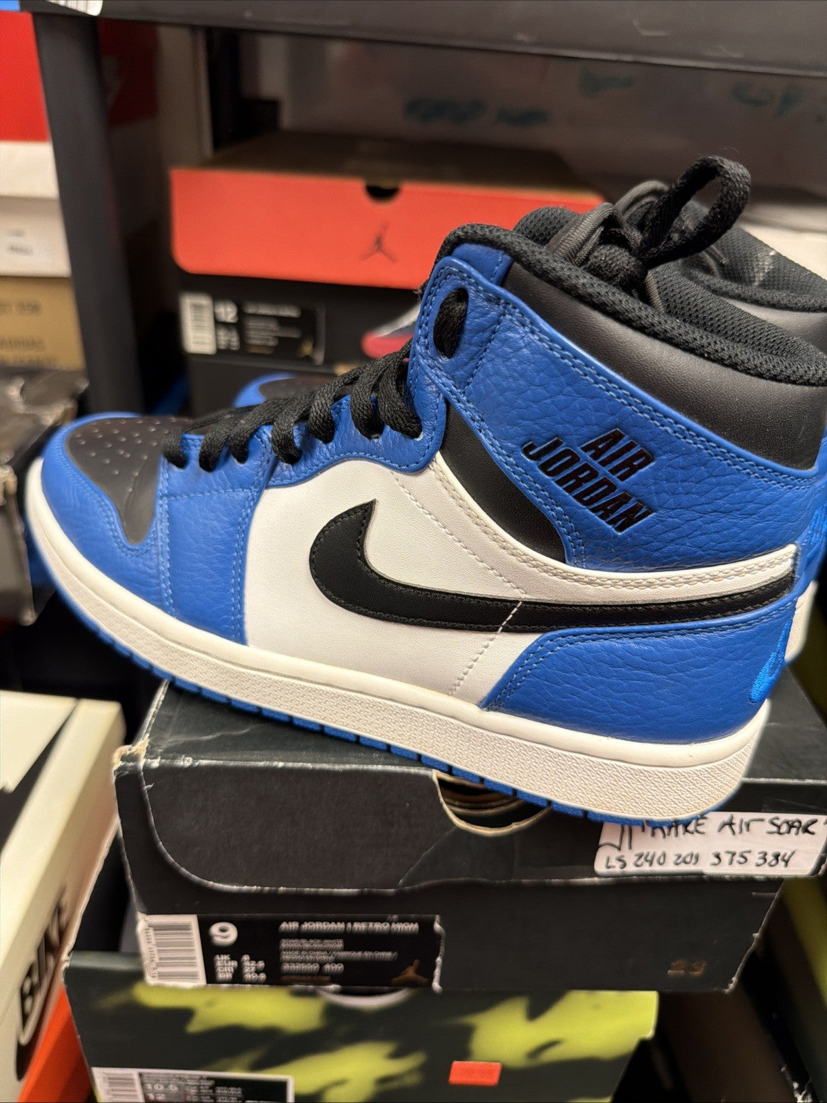 Jordan 1 Rare Air Soar Blue 2017  Men Size 9 Preowned Authenticated