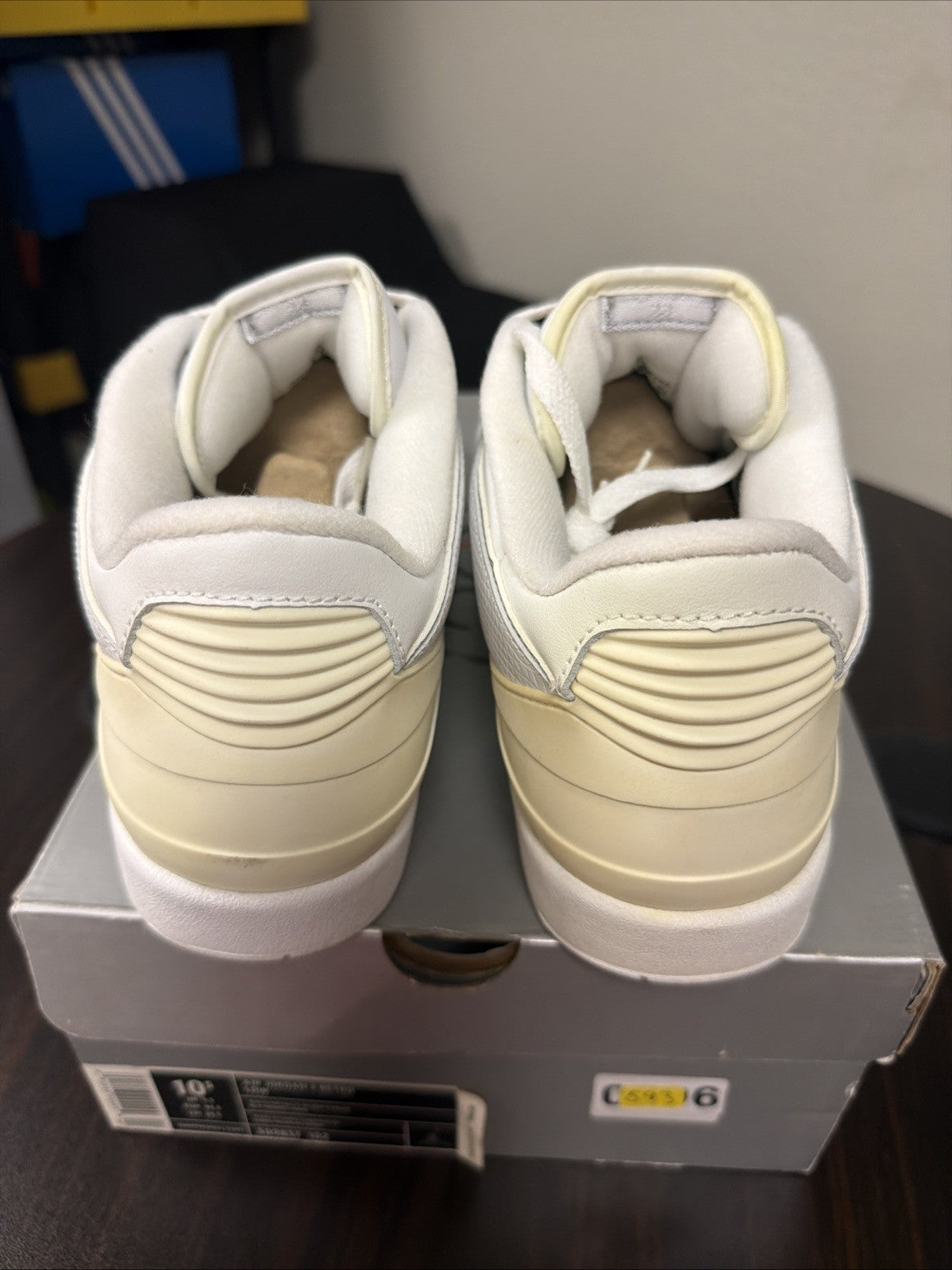 2005 Nike Air Jordan 2 Retro Low "White Varsity Maize" SZ 10.5
