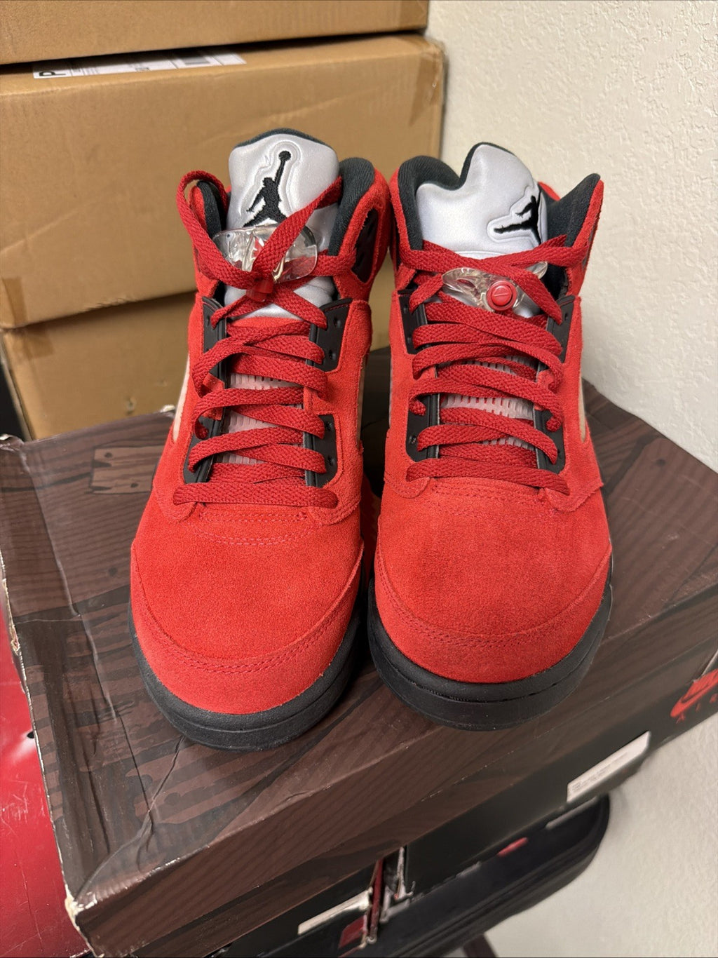 Air Jordan 5 Retro Red Suede Sneakers Size 8.5 DD0587-600