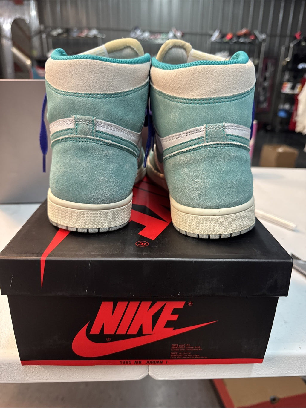 Size 8 - SP19 Air Jordan 1 High OG ‘Turbo Green’