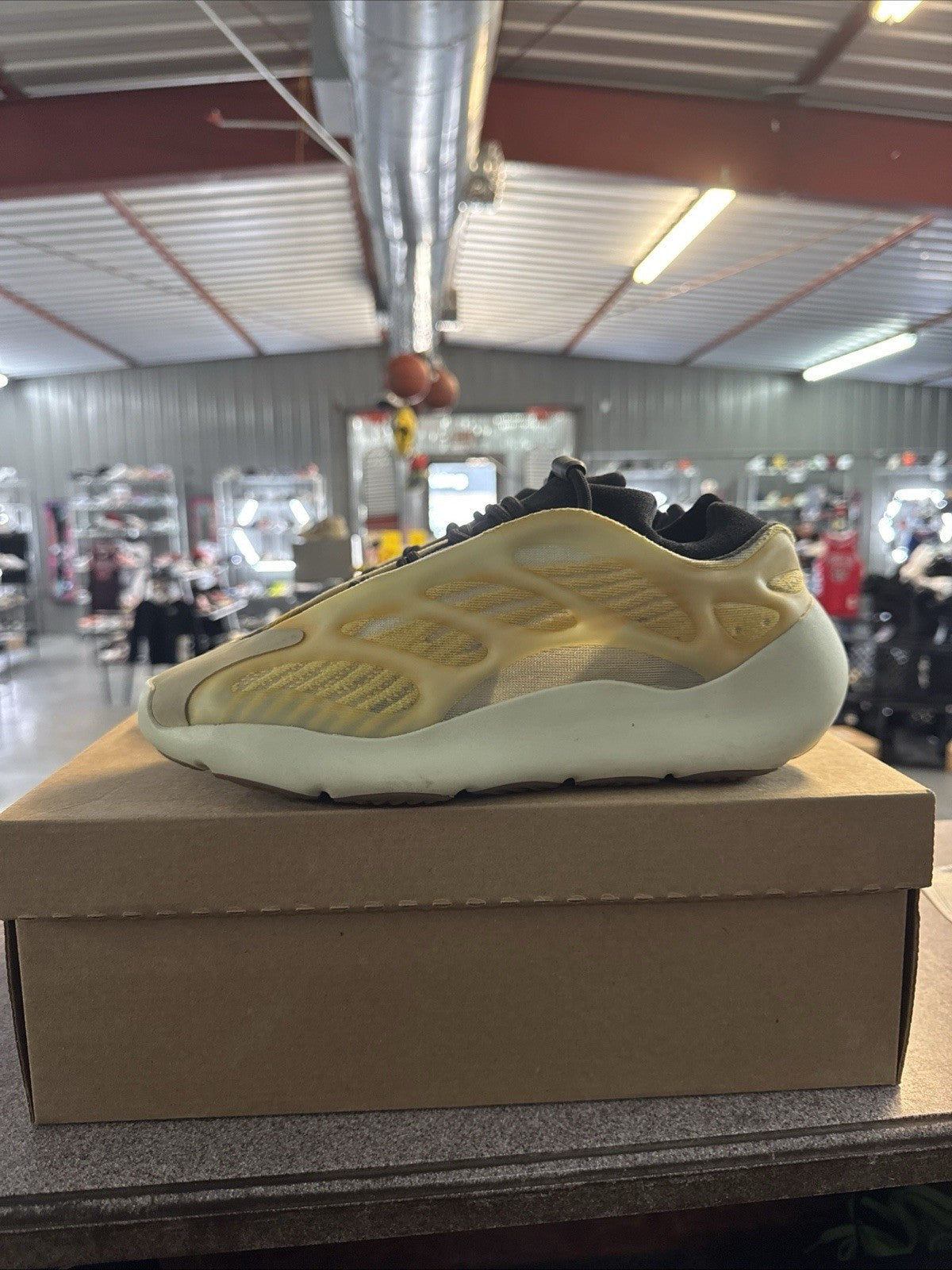 Size 9.5 - Yeezy 700 V3 Sunflower | Replacement Box