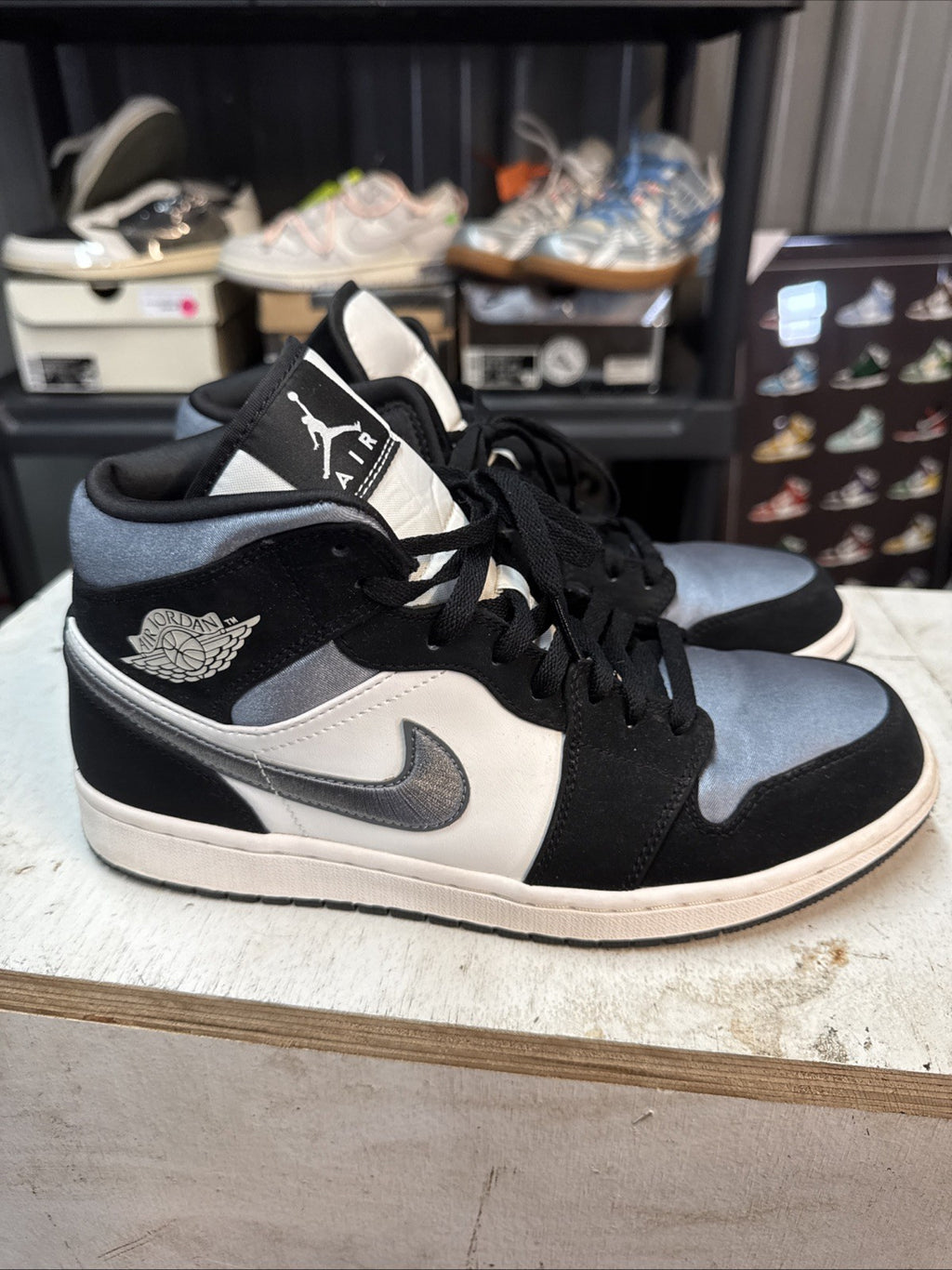 Size 10 Nike Air Jordan One Mid Se Satin Grey Toe | Replacement Box
