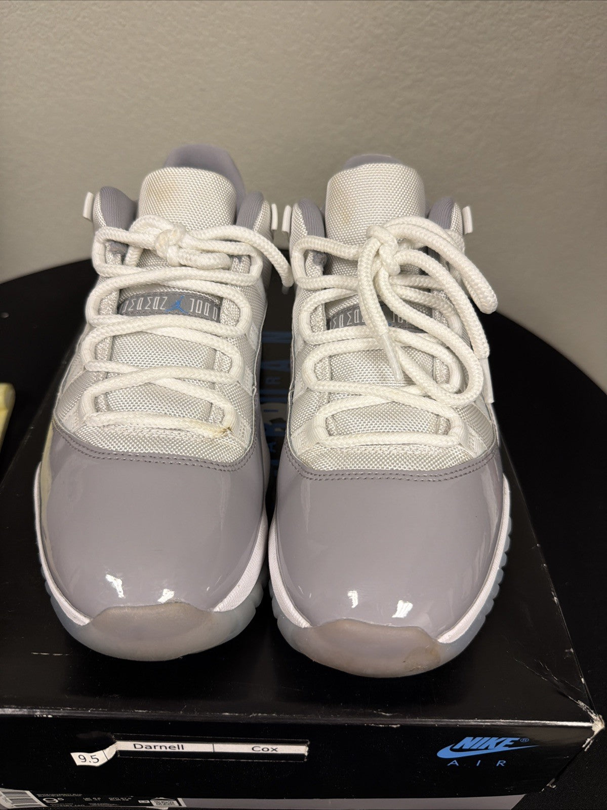 M025) Nike Air Jordan 11 XI Retro Low Men’s Size 9.5 Cement Grey AV2187-140