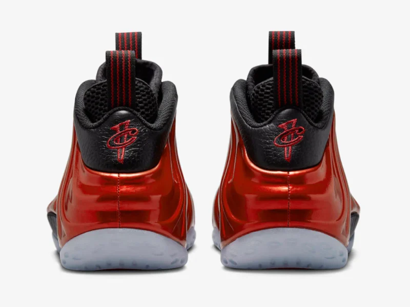 Nike Air Foamposite One Metallic Red 2023 4 1.webp