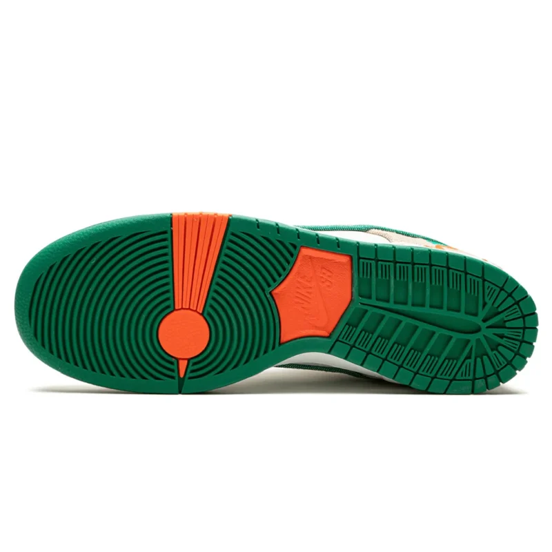 Nike Dunk Low SB x Jarritos 4 1.webp