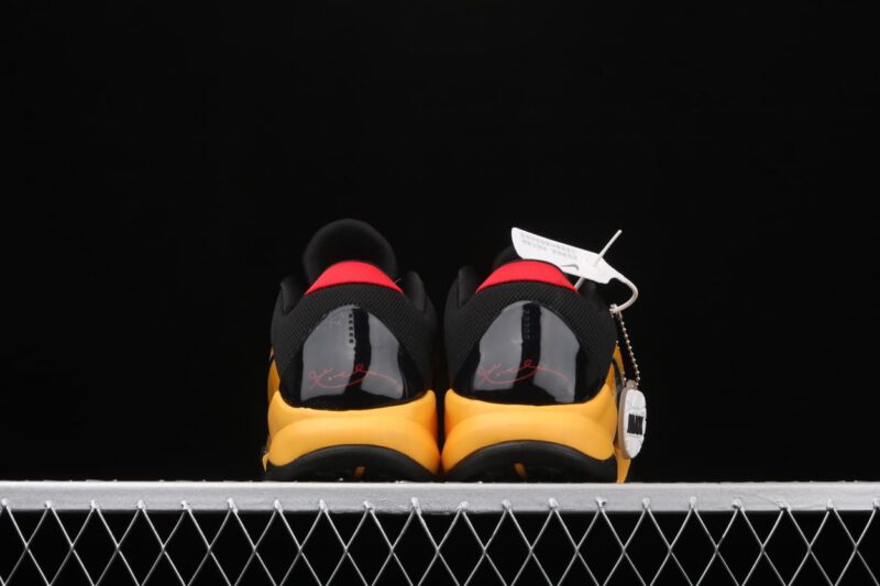 Nike Kobe 5 Bruce Lee 3 1.jpg