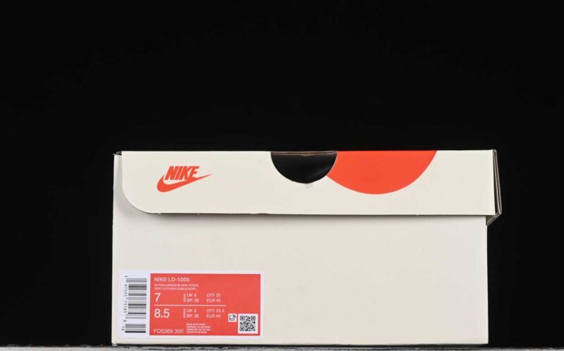 Nike LD 1000 SP Stussy Action Green 6 1.jpg