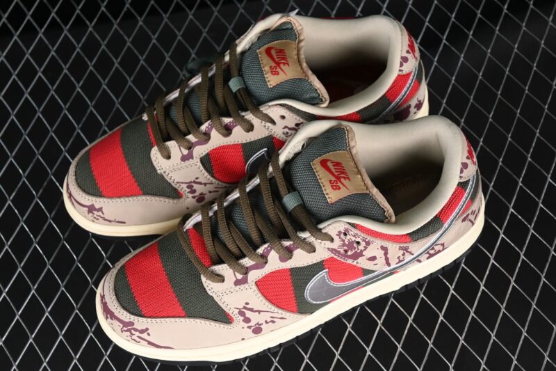 Nike SB Dunk Low Freddy Krueger 5 1 1.jpg