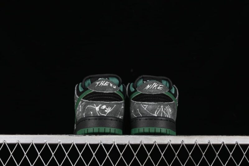 Nike SB Dunk Low There Skateboards 3 1.jpg
