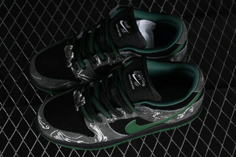Nike SB Dunk Low There Skateboards 5 1.jpg