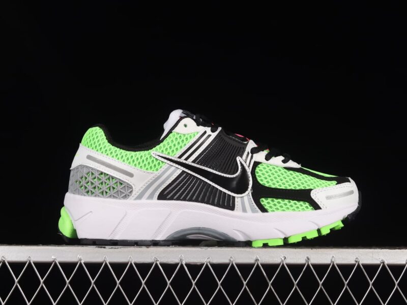 Nike Zoom Vomero 5 Electric Green Black 1 1.jpg