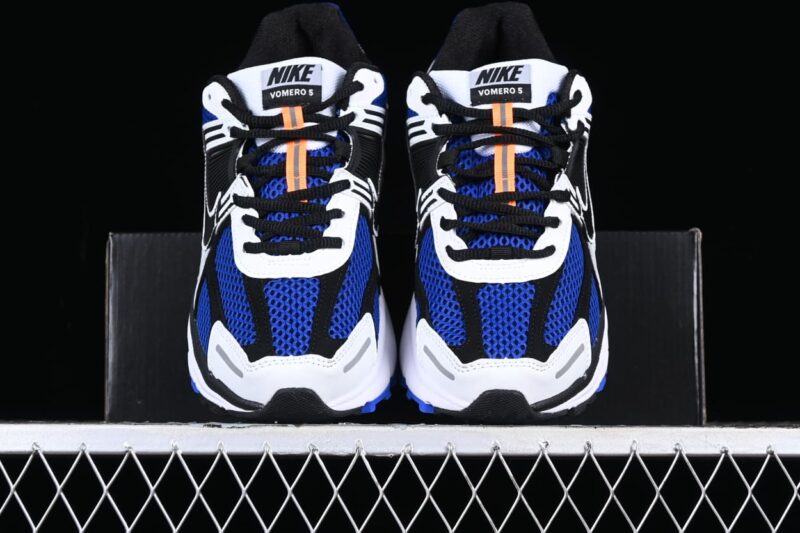 Nike Zoom Vomero 5 White Racer Blue Black 20192024 4 1.jpg